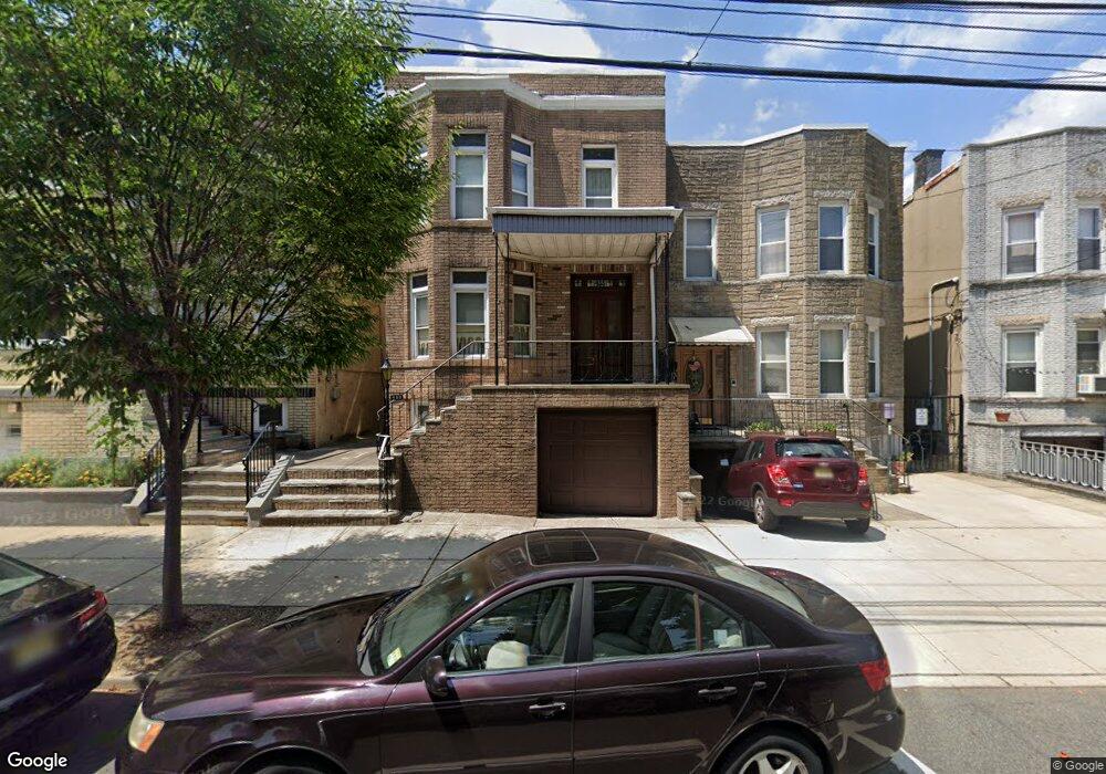 435 Gregory Ave, Weehawken, NJ 07086 - photo 1