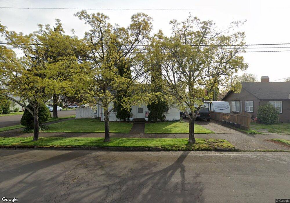 805 Walnut St SW, Albany, OR 97321 - photo 1