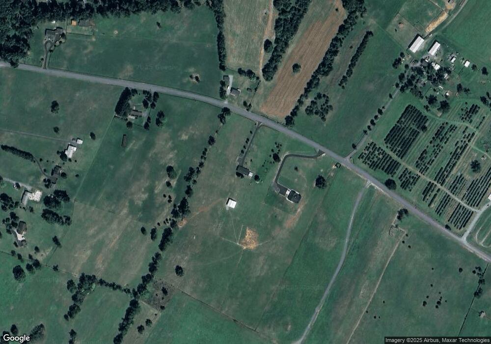 1983 Russell Rd, Berryville, VA 22611 - photo 1