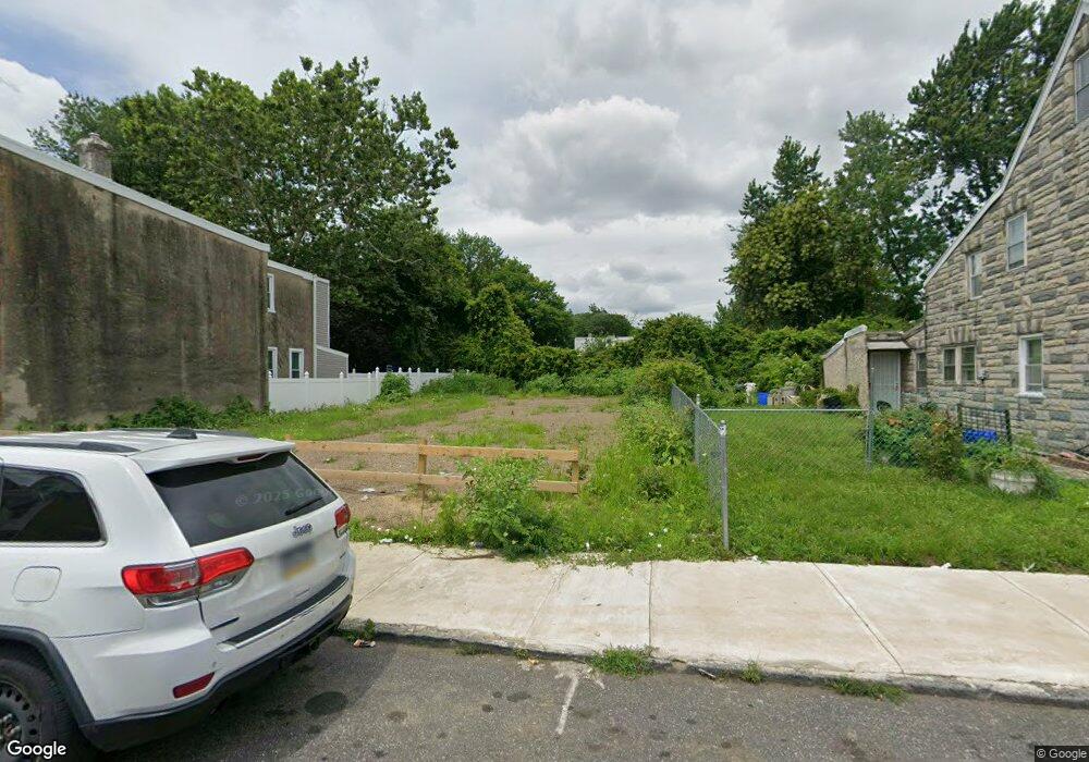 4714 Hawthorne St, Philadelphia, PA 19124 - photo 1