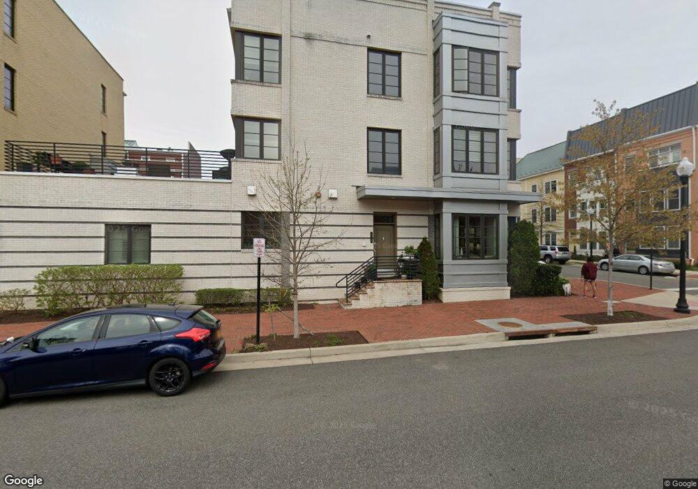 1328 Main Line Blvd, Alexandria, VA 22301 - photo 1