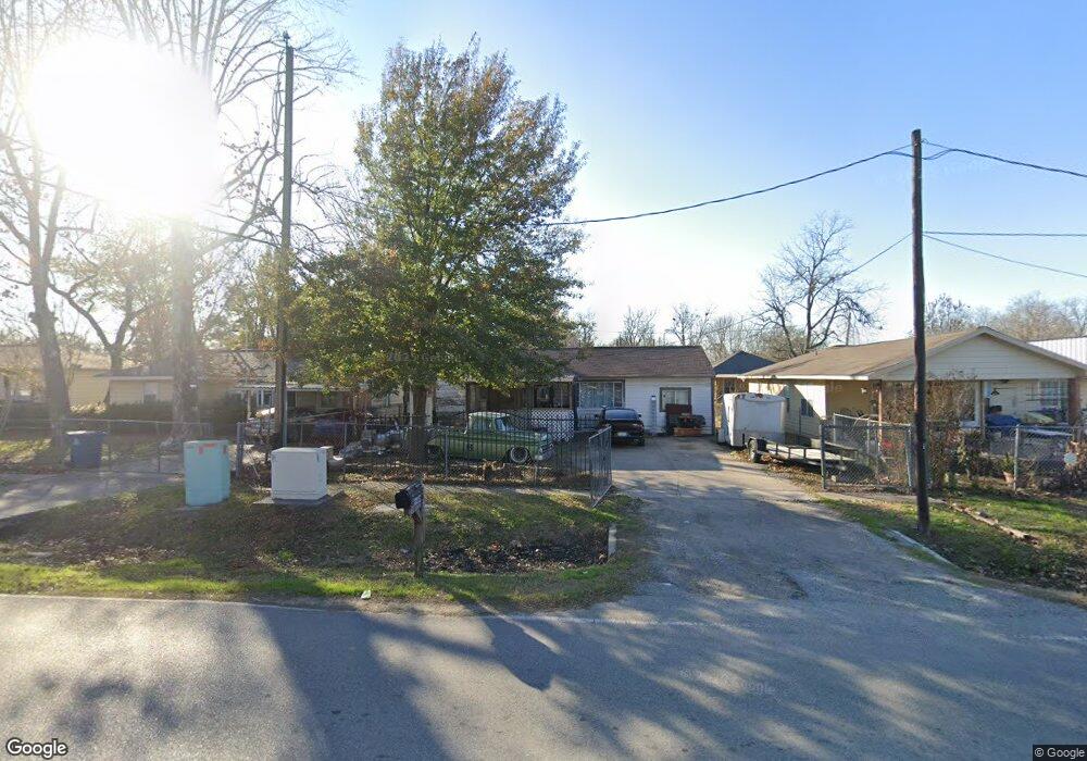 11215 Bentley St, Houston, TX 77093 - photo 1