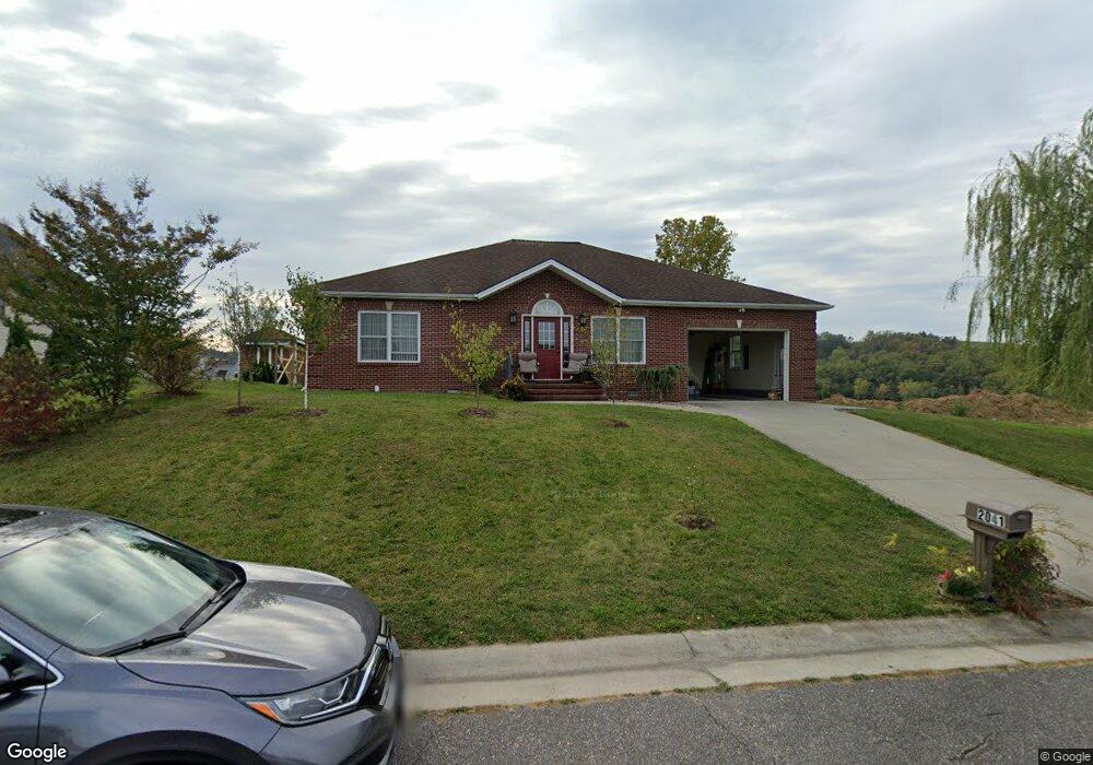 2041 Russell Dr, Harrisonburg, VA 22801 - photo 1