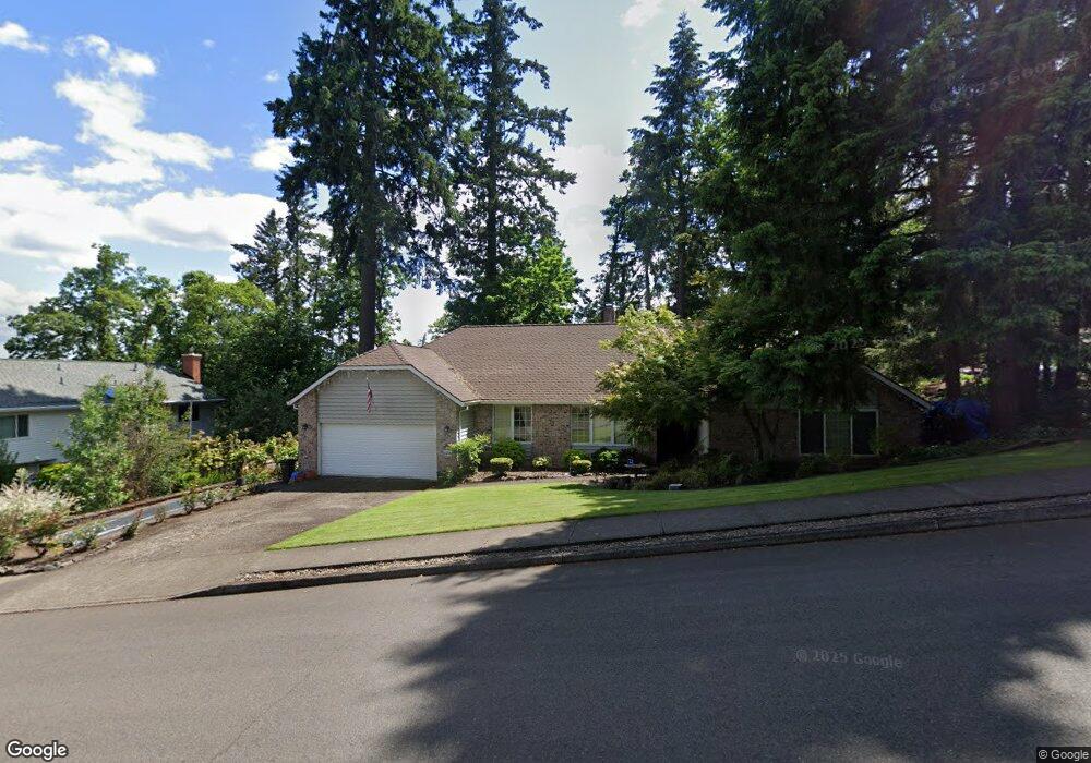 5230 Crown St, West Linn, OR 97068 - photo 1