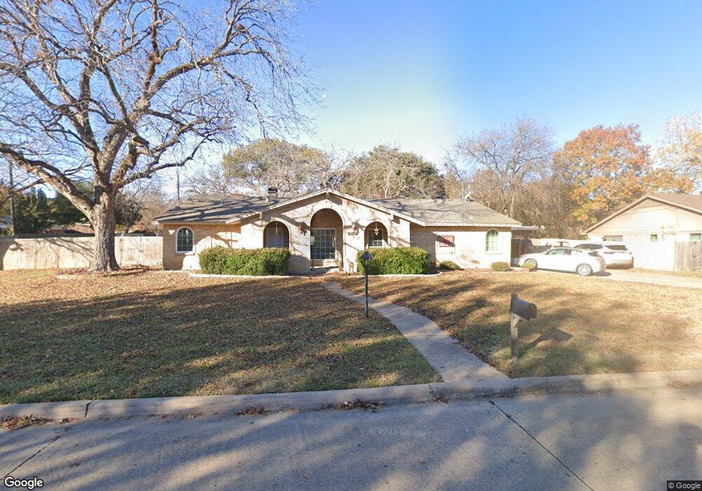 2113 Stonegate Dr N, Bedford, TX 76021 - photo 1