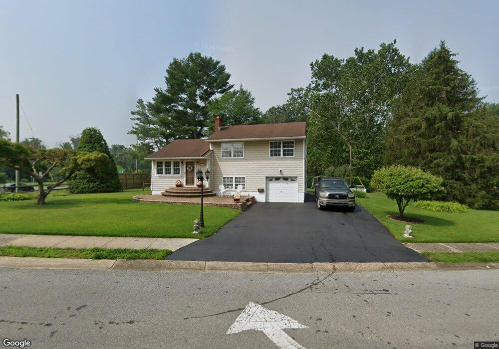 1136 Wagoner Dr, Wilmington, DE 19805 - photo 1