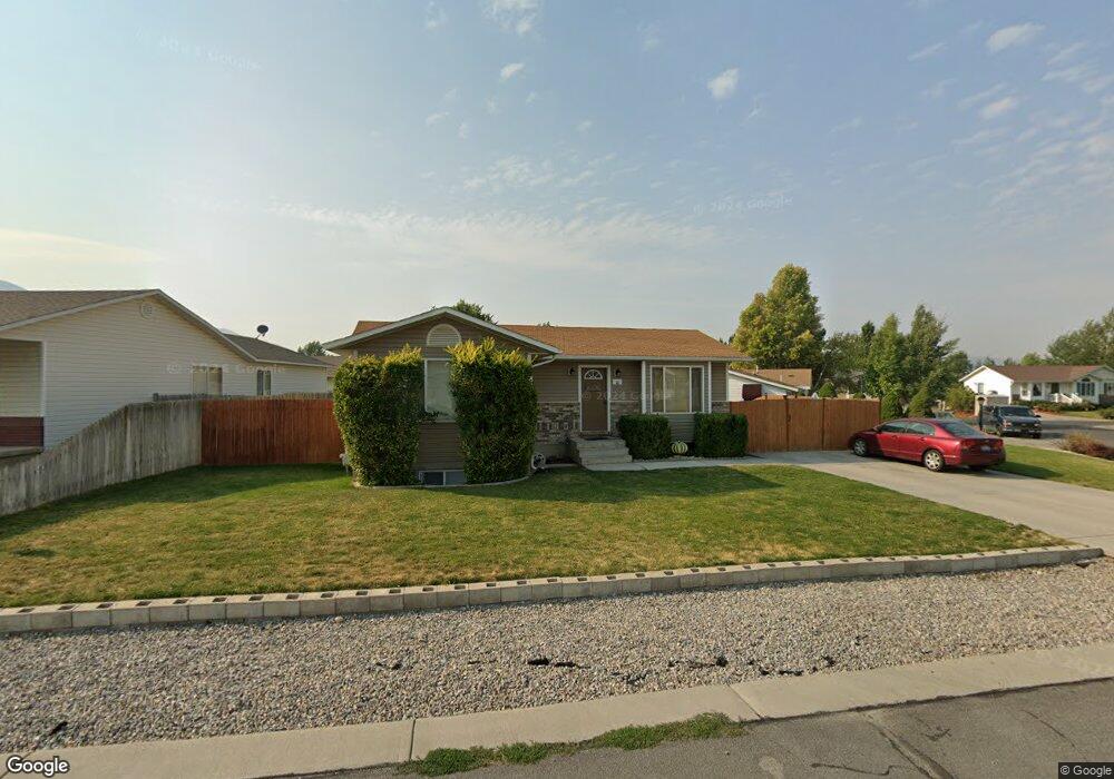 18 Manitoban Ln, Hyrum, UT 84319 - photo 1