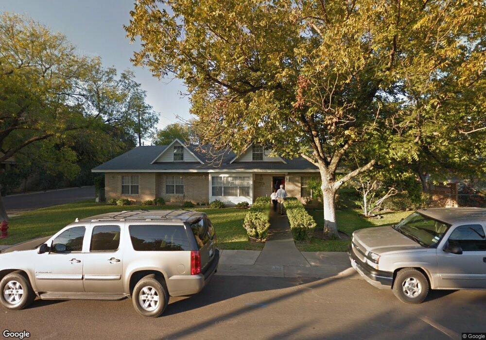 1102 Rosario St, Laredo, TX 78040 - photo 1