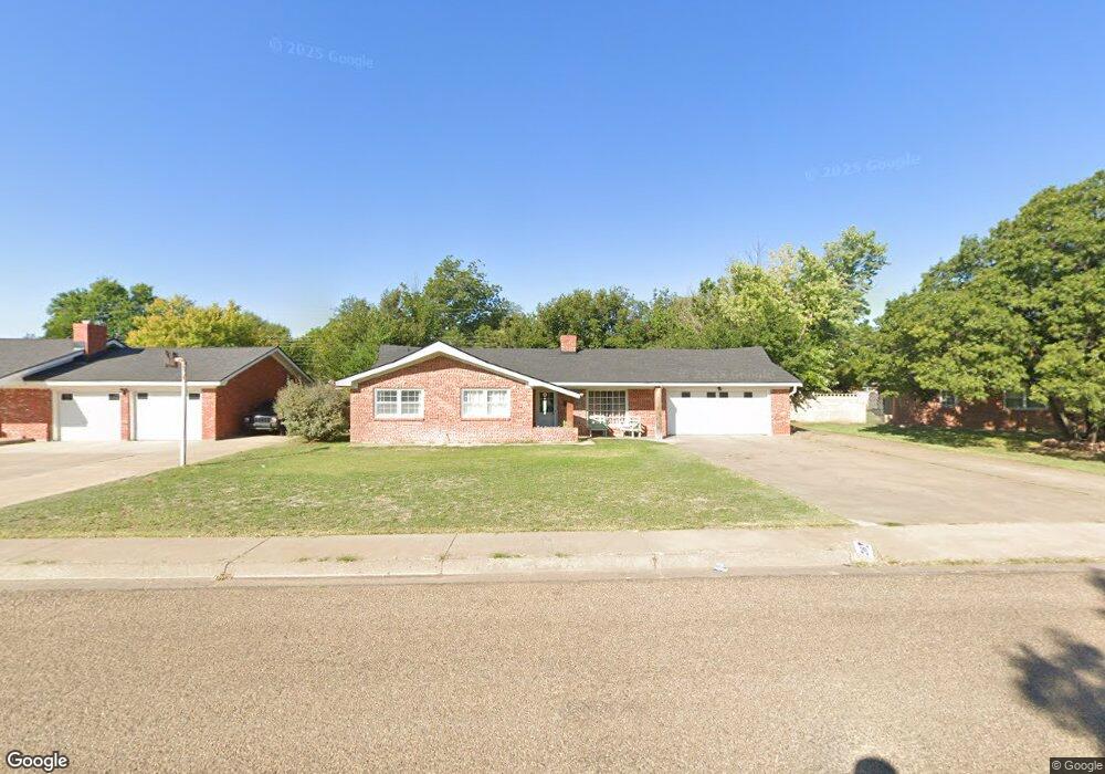 206 Mills Ave, Dumas, TX 79029 - photo 1