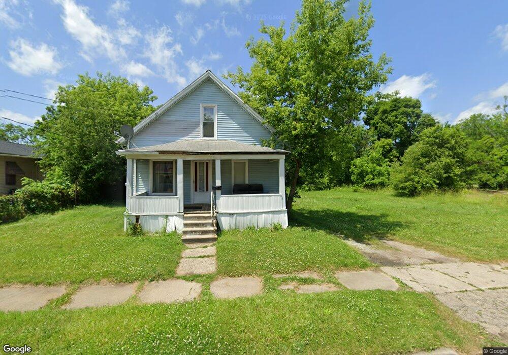 2022 Dwight Ave, Flint, MI 48503 - photo 1