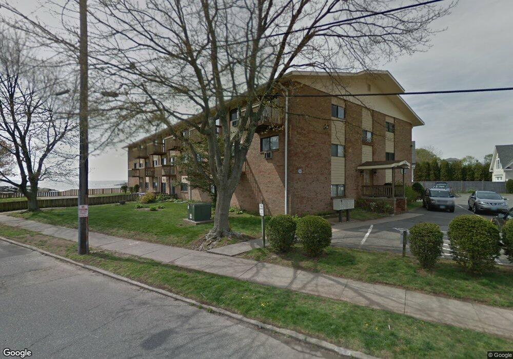 159 Kings Hwy unit 11, Milford, CT 06460 - photo 1