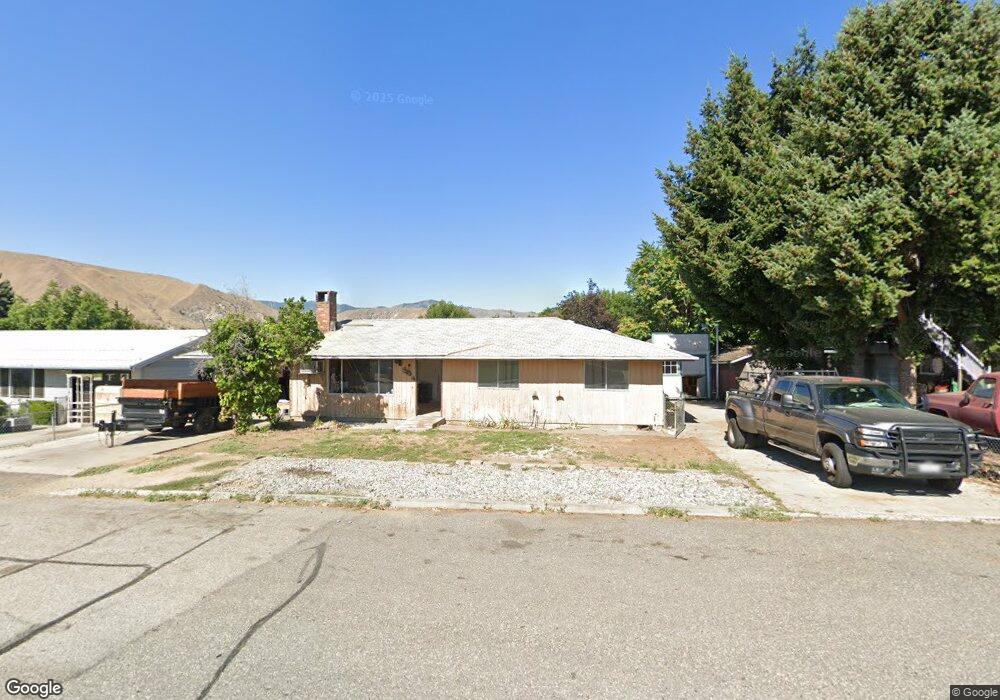 404 S Jarvis Ave, East Wenatchee, WA 98802 - photo 1