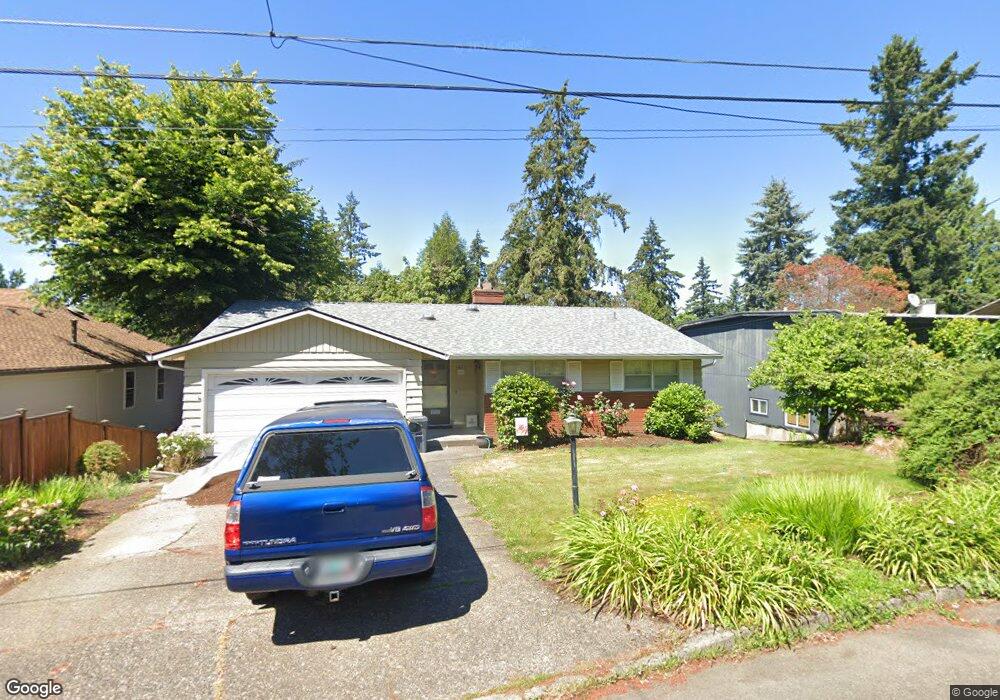 1671 Larch St, Lake Oswego, OR 97034 - photo 1