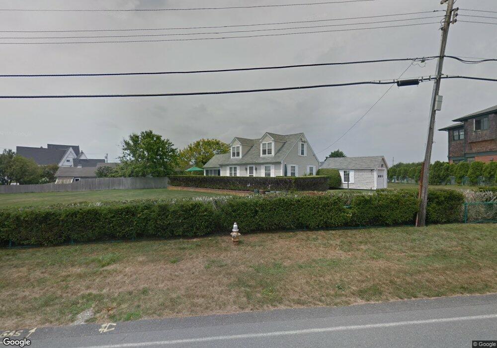 639 Wolcott Ave, Middletown, RI 02842 - photo 1