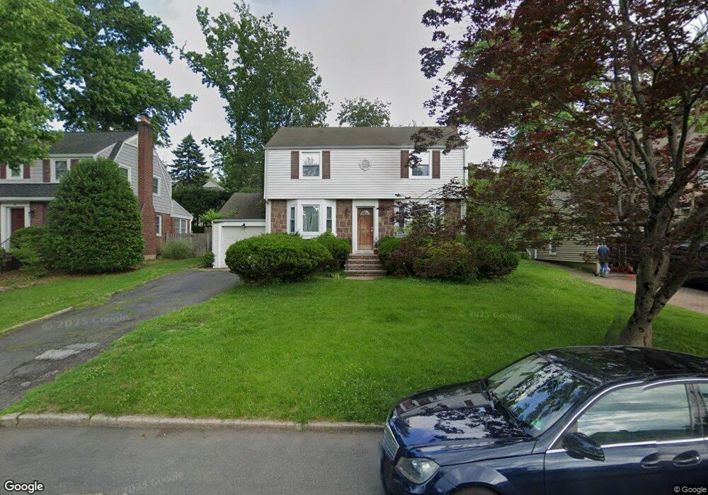 8 Colonial Rd, Tenafly, NJ 07670 - photo 1