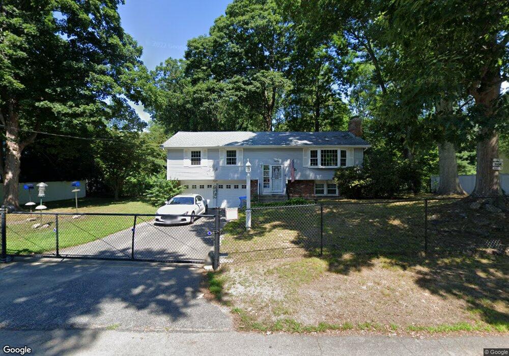 83 Stagecoach Rd, Holliston, MA 01746 - photo 1