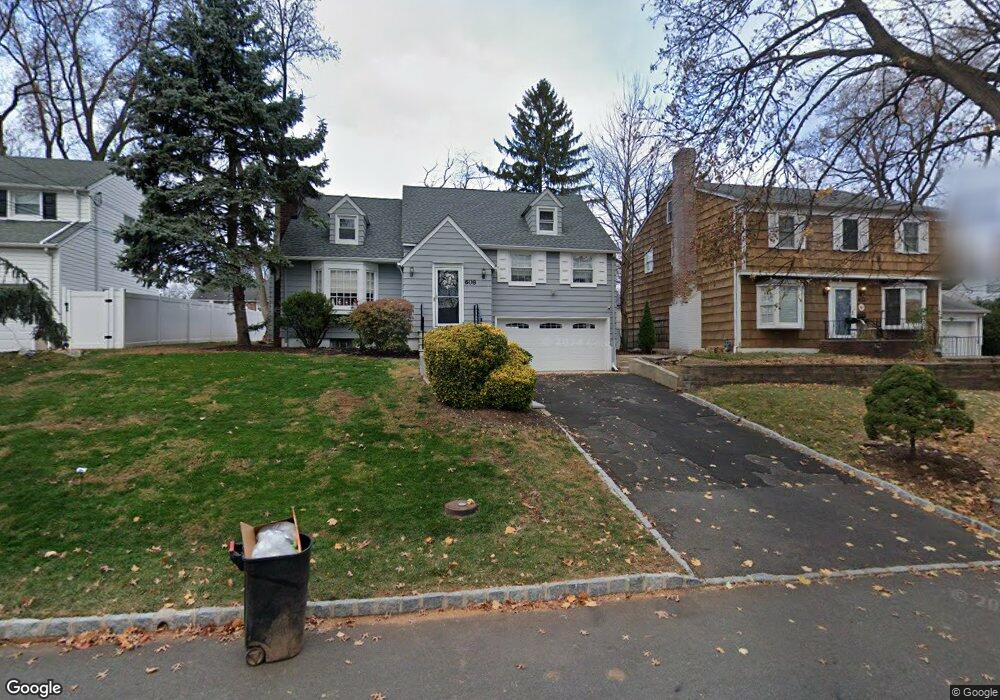 Sold $705,000 • Co-Listing Agent