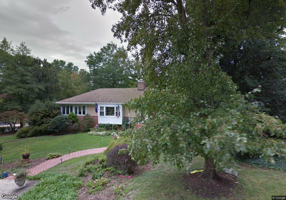 7212 Marlan Dr, Alexandria, VA 22307 - photo 1