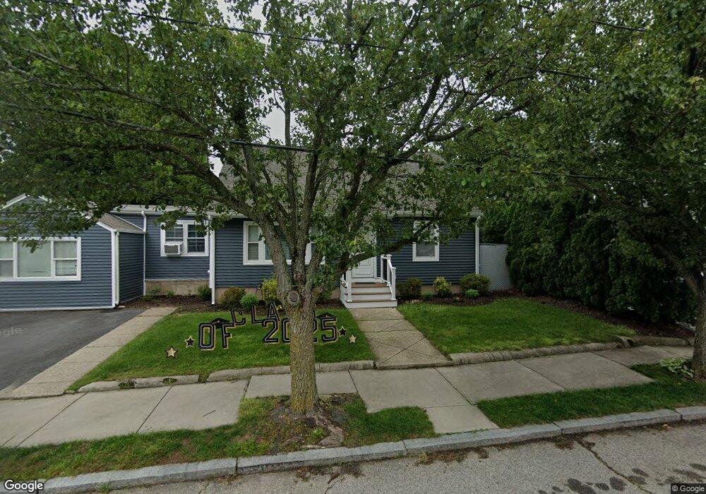 20 Tobyhanna St, Providence, RI 02910 - photo 1