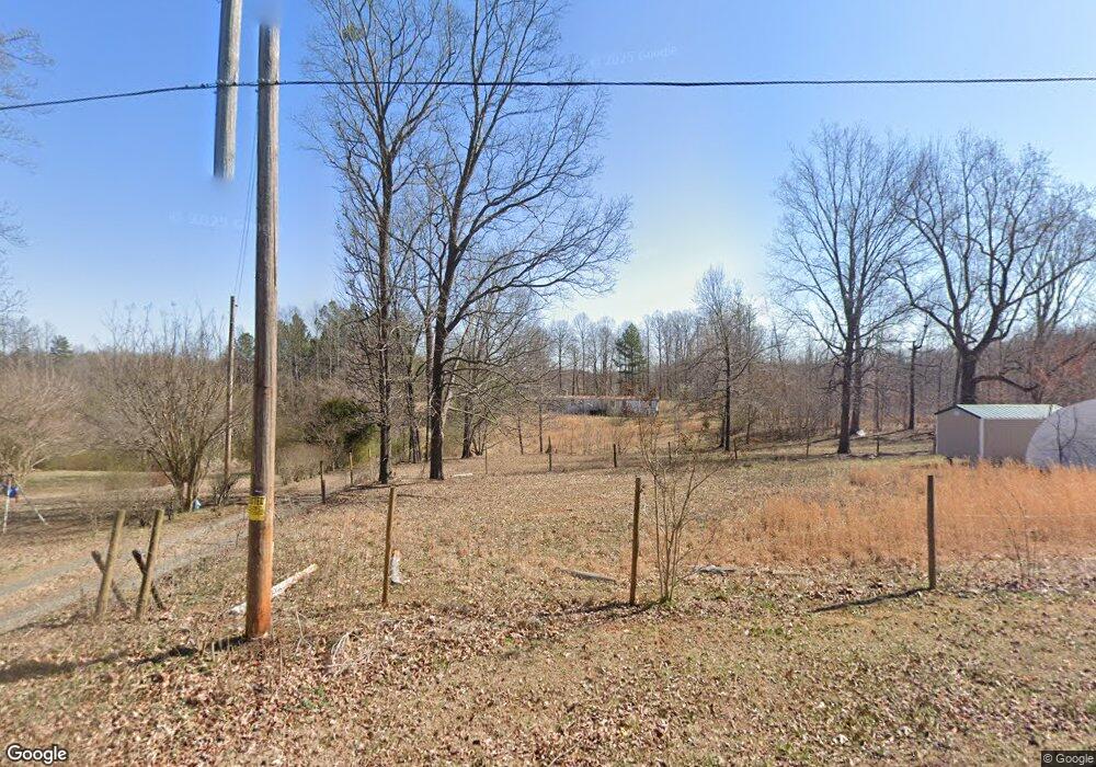 1927 Stoney Creek School Rd, Reidsville, NC 27320 - photo 1