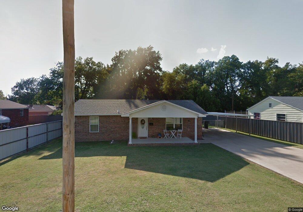 621 M St SW, Ardmore, OK 73401 - photo 1
