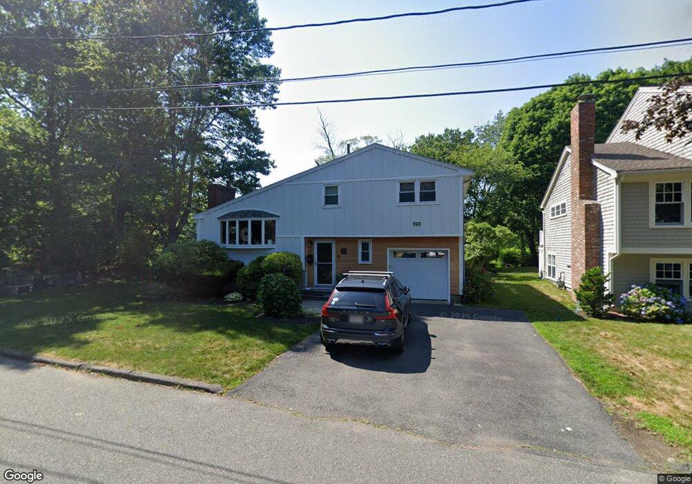 11 Wilson Rd, Marblehead, MA 01945 - photo 1