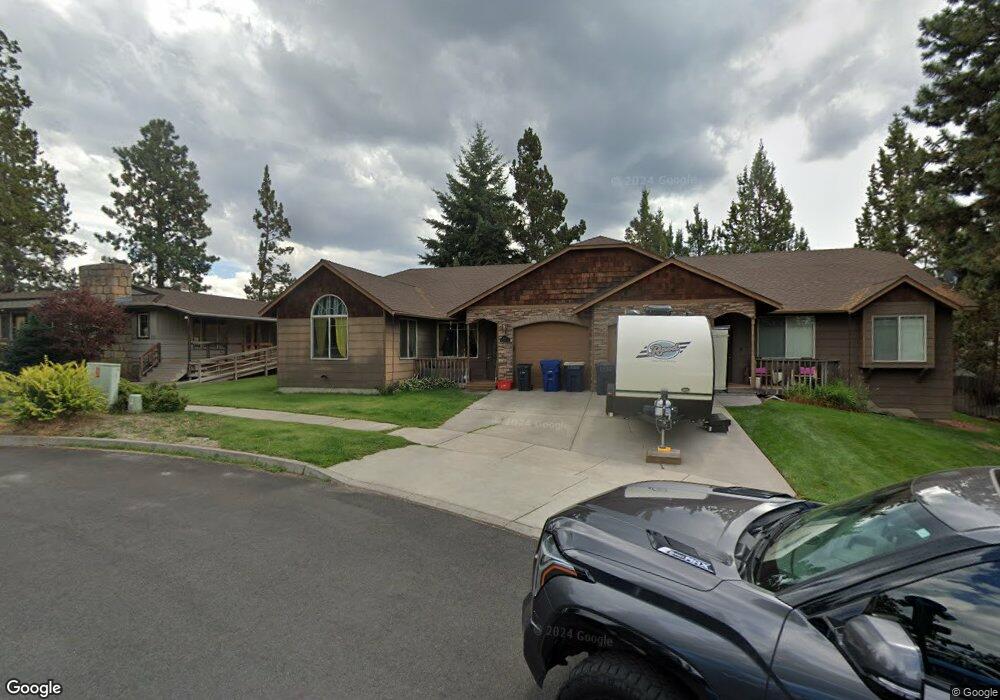 1057 SW Crosscut Ct, Bend, OR 97702 - photo 1