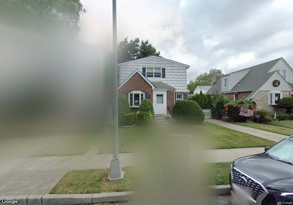 4726 196th Place, Flushing, NY 11358 - photo 1