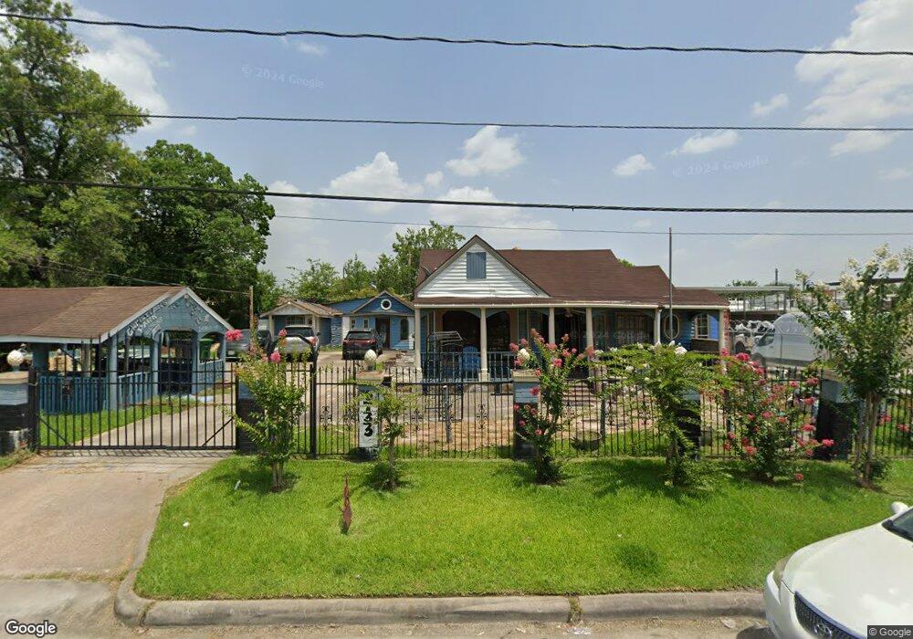 6733 Eastwood St, Houston, TX 77021 - photo 1
