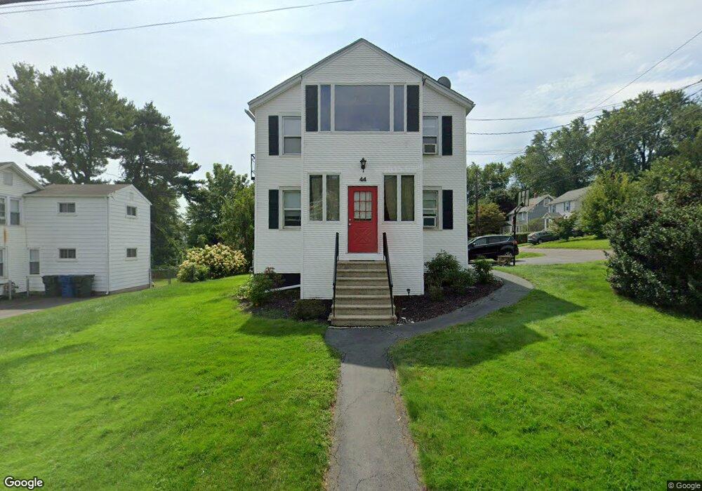 44 Langdon Ct, Berlin, CT 06037 - photo 1