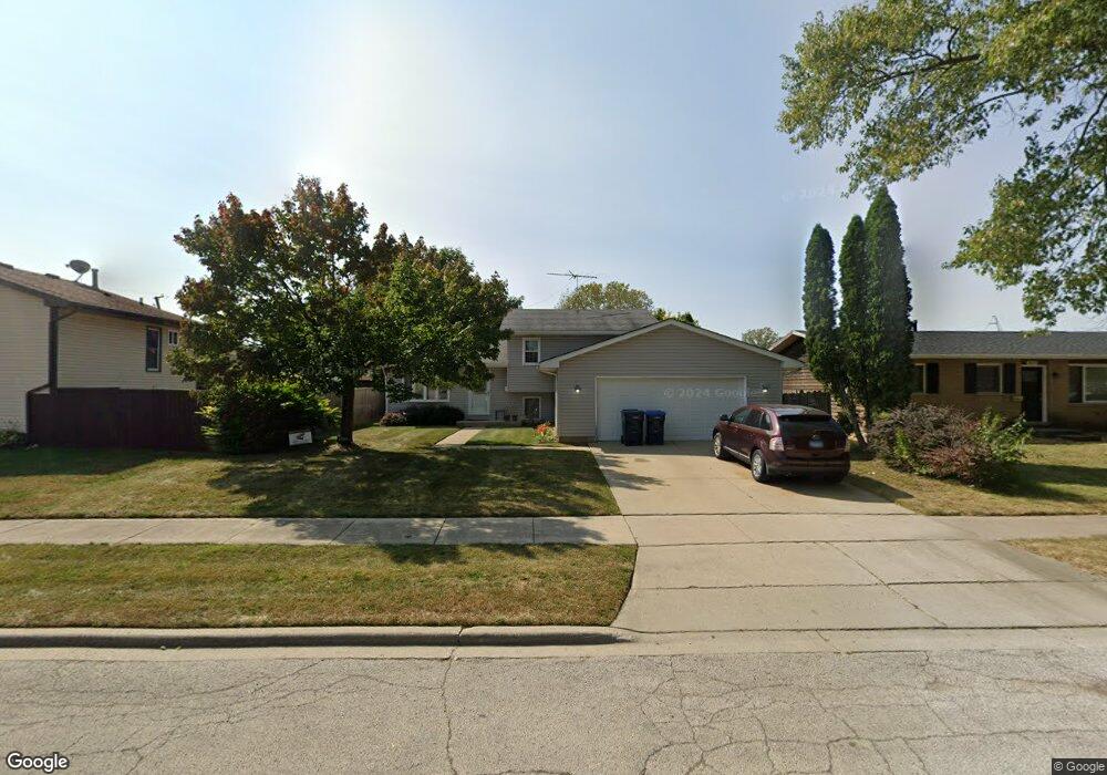 2424 N Frolic Ave, Waukegan, IL 60087 - photo 1