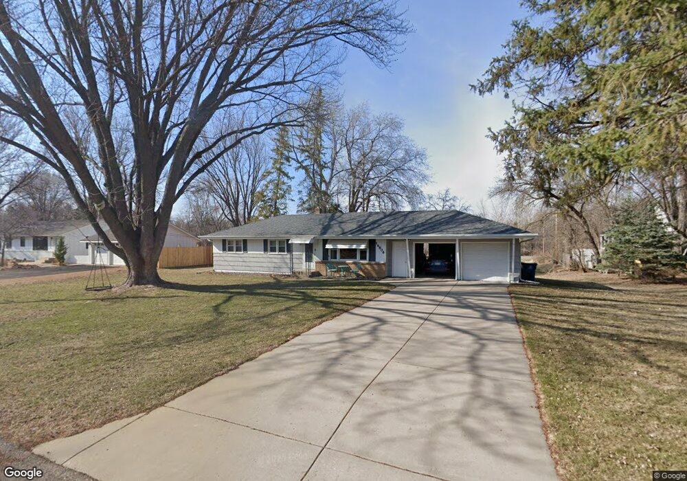 16808 Scenic Ln N, Minnetonka, MN 55345 - photo 1