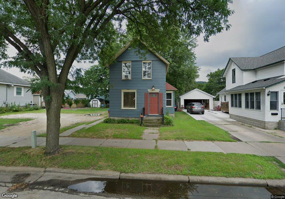 917 W 6th St, Winona, MN 55987 - photo 1