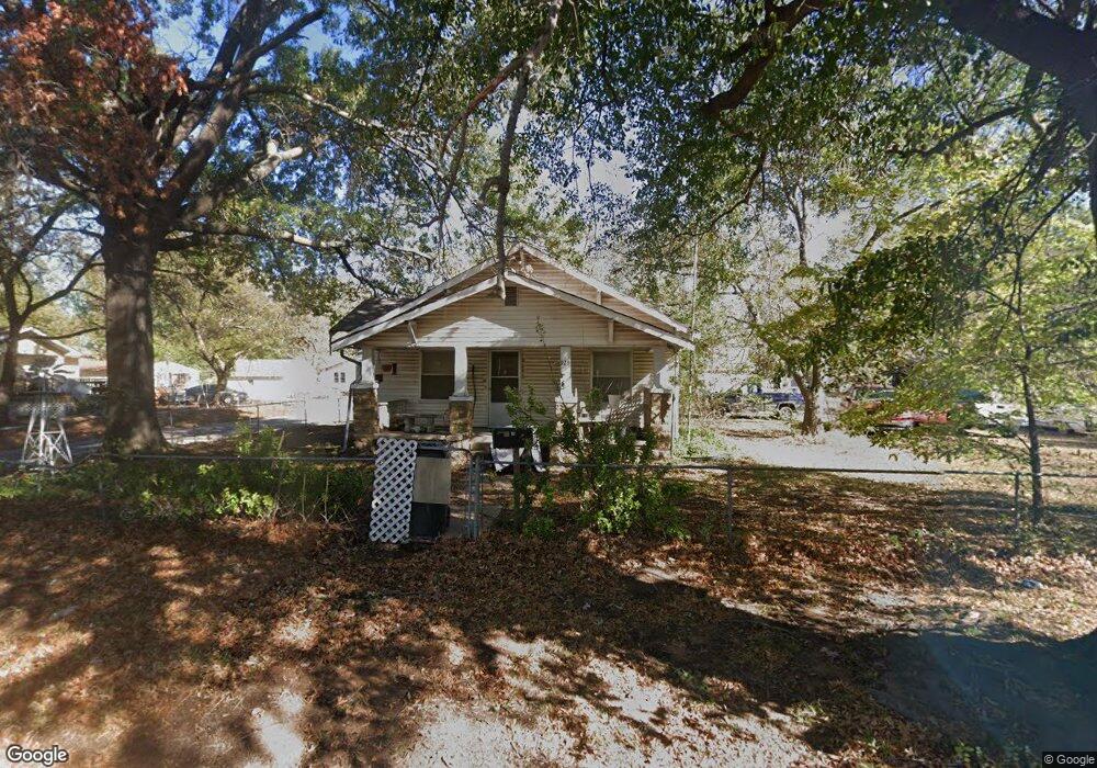 929 N Oklahoma Ave, Okmulgee, OK 74447 - photo 1