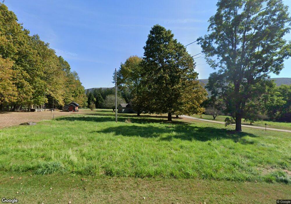 134 Canterbury Rd, Manchester Center, VT 05255 - photo 1