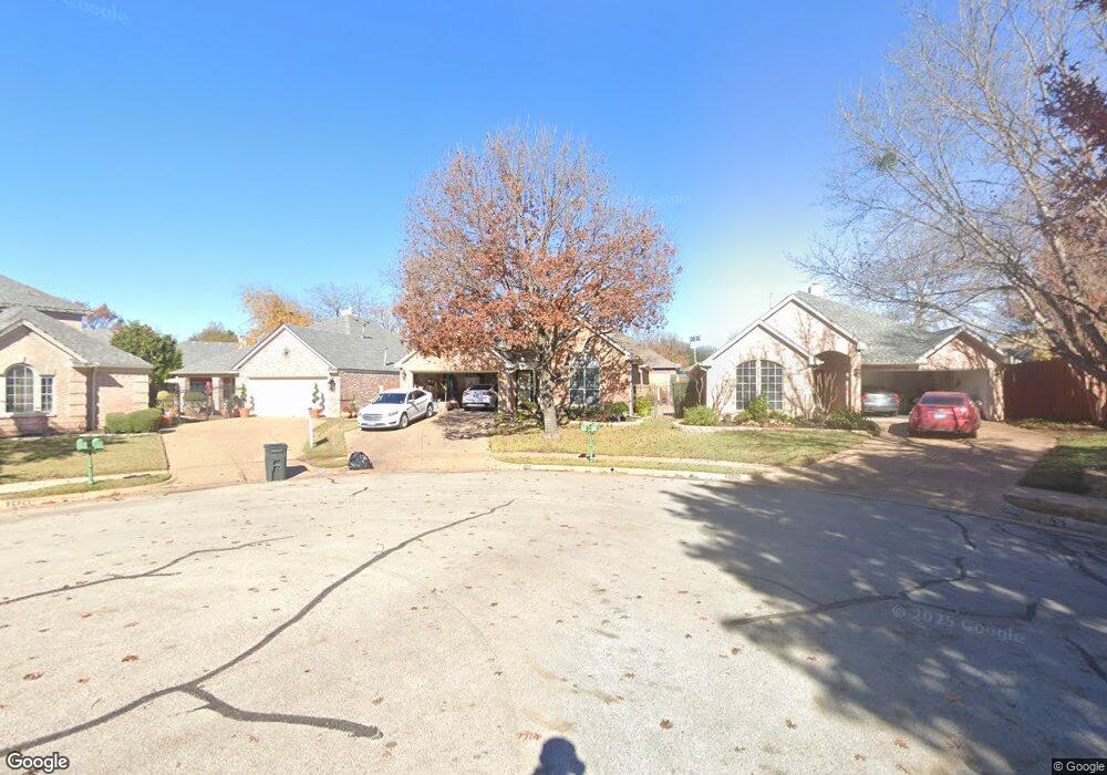 2432 Aberdeen Dr, Bedford, TX 76021 - photo 1