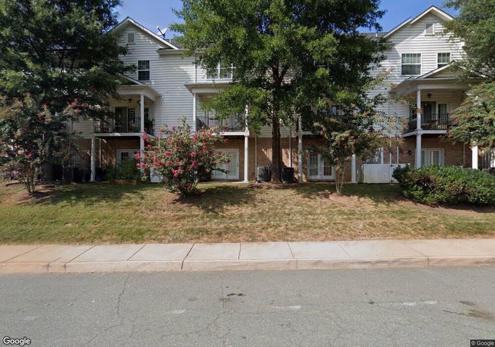 355 Quarry Rd unit 10, Charlottesville, VA 22902 - photo 1