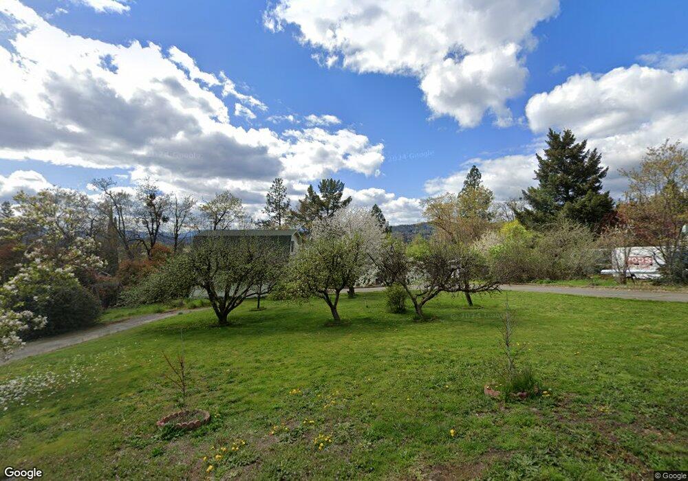 1112 NE Beacon Dr, Grants Pass, OR 97526 - photo 1