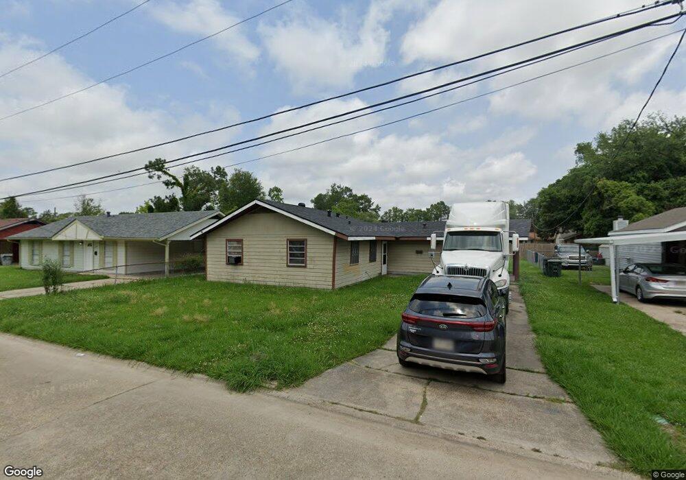 1733 Clover Dr, Lake Charles, LA 70607 - photo 1