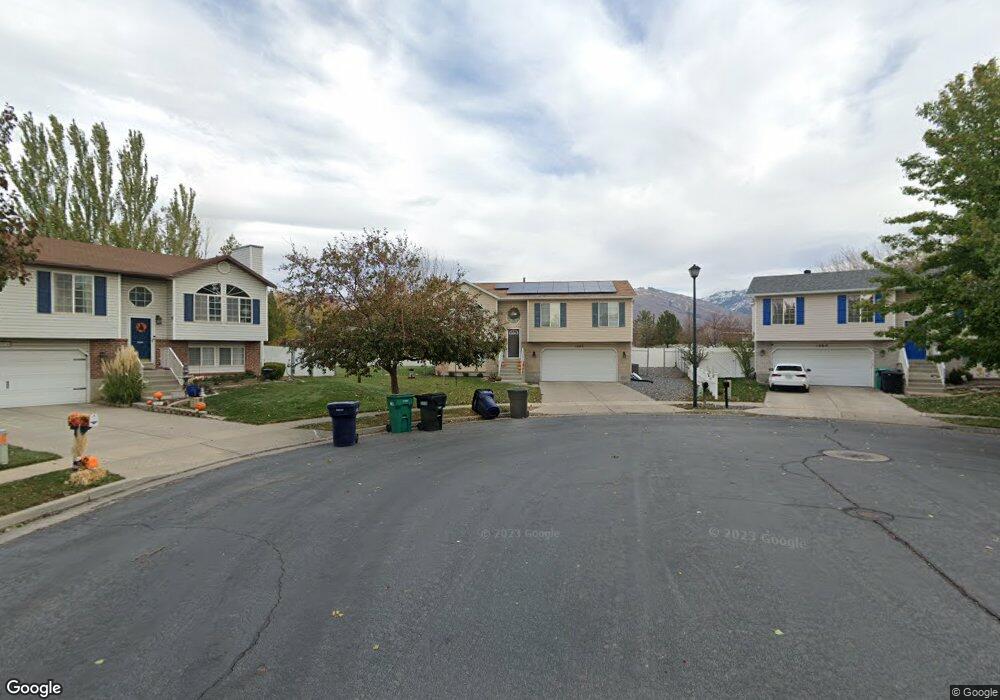 1562 W 1650 S, Woods Cross, UT 84087 - photo 1