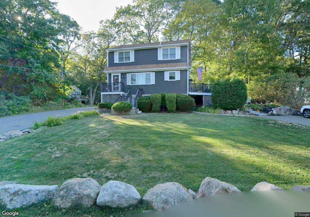 2 Brooks Ln, Gloucester, MA 01930 - photo 1