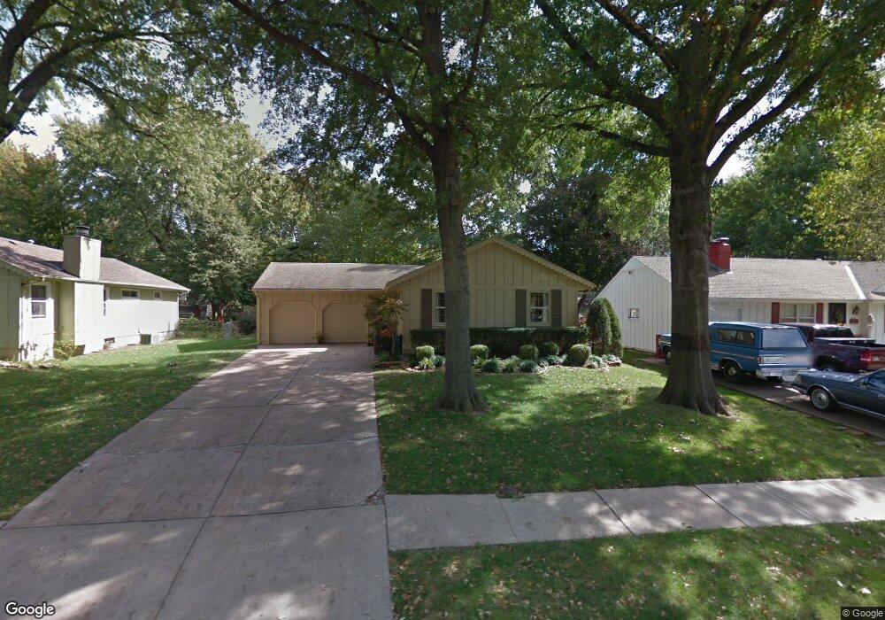 6801 Stearns St, Shawnee, KS 66203 - photo 1