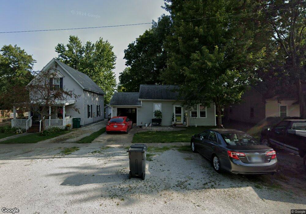 405 E Buckner St, Tuscola, IL 61953 - photo 1