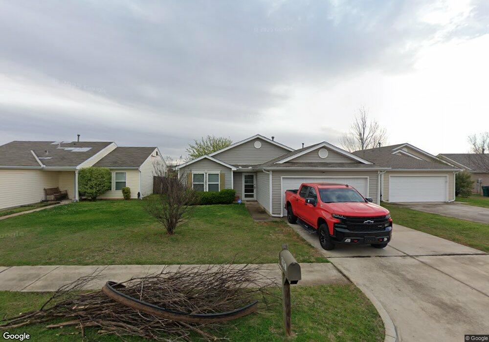 9408 Checkerbloom Dr, Oklahoma City, OK 73165 - photo 1