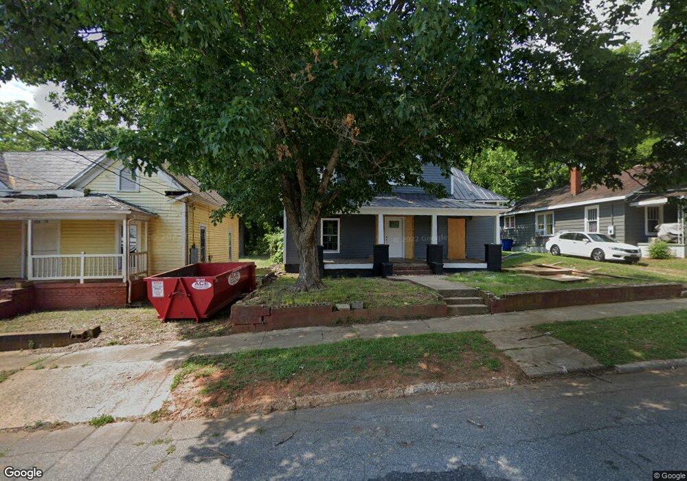 624 Armfield St, Statesville, NC 28677 - photo 1