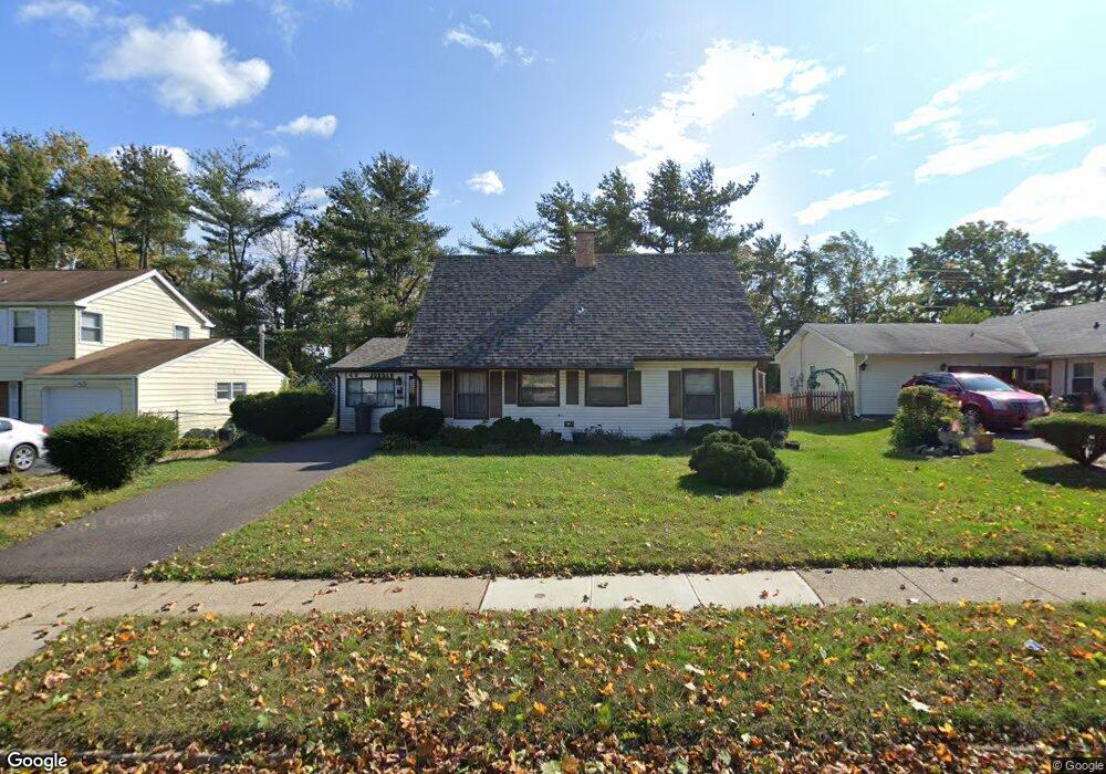 140 Pheasant Ln, Willingboro, NJ 08046 - photo 1