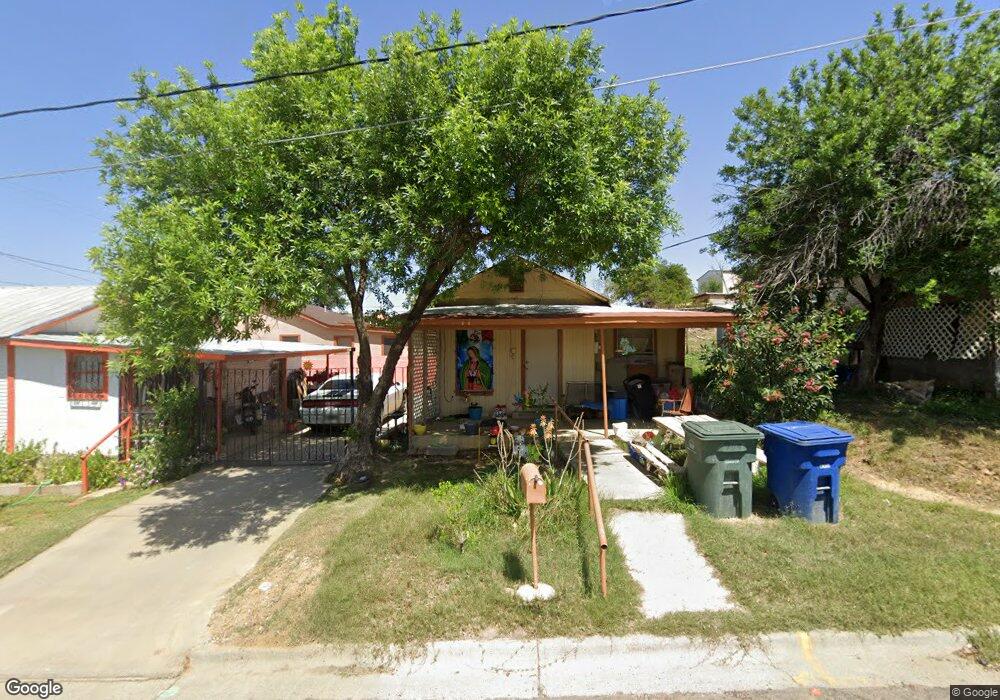 704 Mier St, Laredo, TX 78040 - photo 1