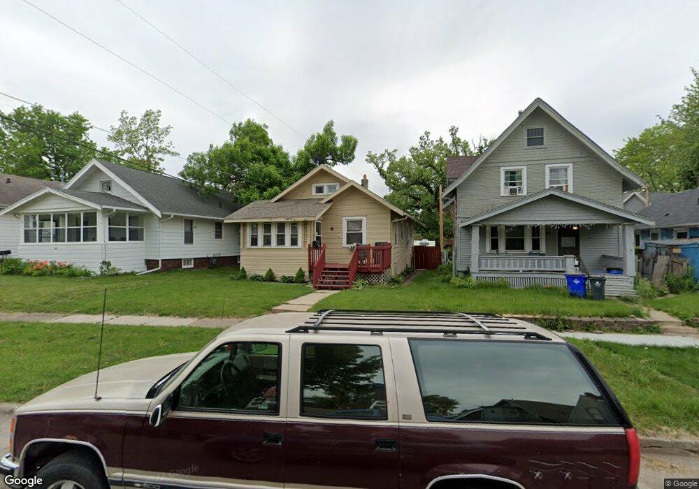 713 18th St SE, Cedar Rapids, IA 52403 - photo 1