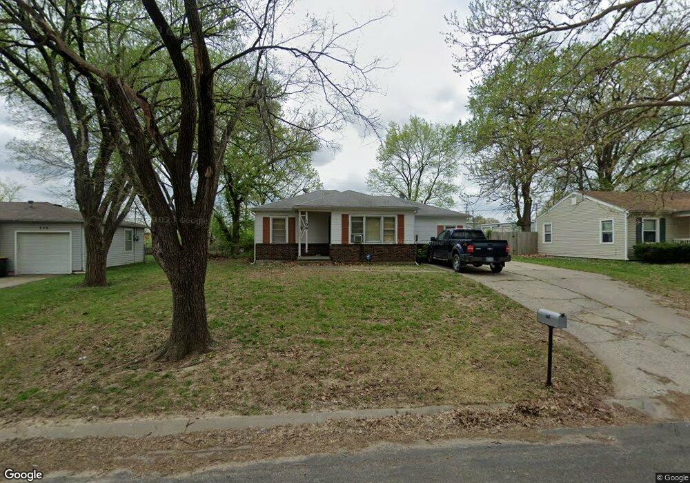 106 Highland Rd, Lansing, KS 66043 - photo 1