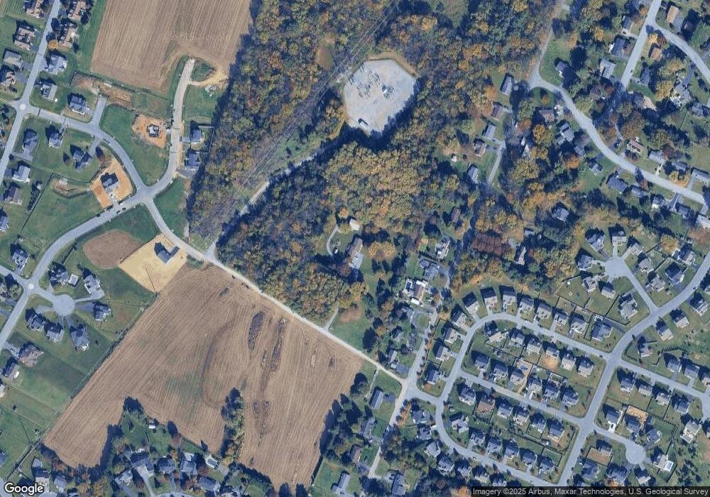 19032 Amesbury Rd, Hagerstown, MD 21742 - photo 1